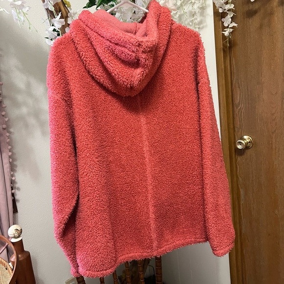 Nike Pink Oversized Hoodie with Relaxed Fit - Picture 8 of 9